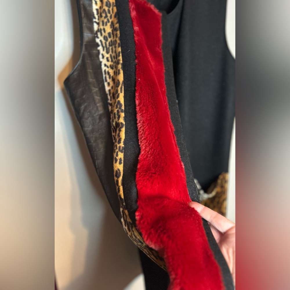 Jane & John mixed fabric vest - Picture 5 of 16